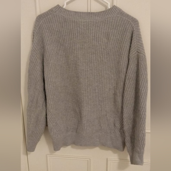Grey Shaker Stitch Sweater - Picture 4 of 4